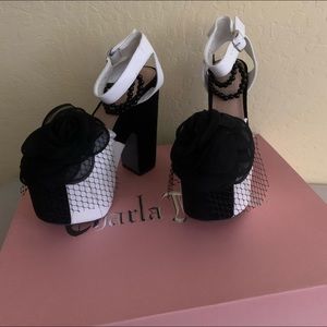 Charla Dedrick LOLA Pu & Flower velvet chunk heels